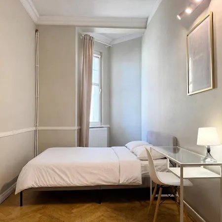 Проживание в семье W Centrum Sopotu - Podjazd 2 *